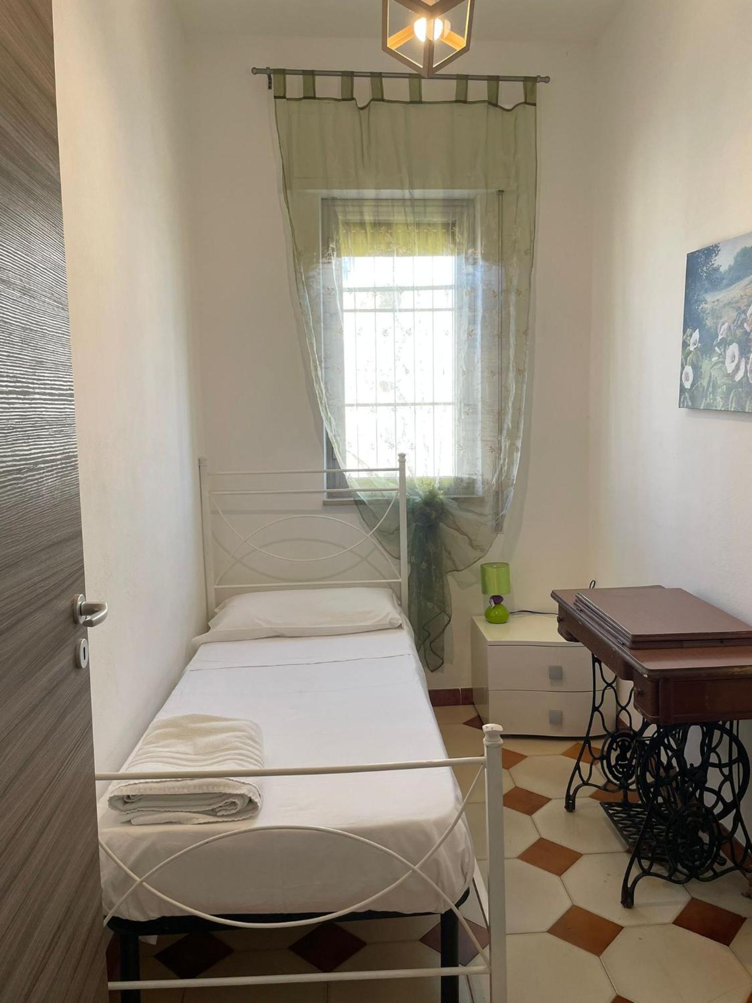 Casa Vacanze Reginotte Balestrate Buitenkant foto